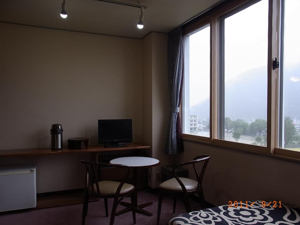 Hotel New Mondo Юзава Стая снимка